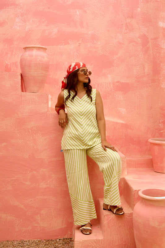 Lina - Striped Sleeveless Shirt & Wide-Leg Pant Co-Ord Set