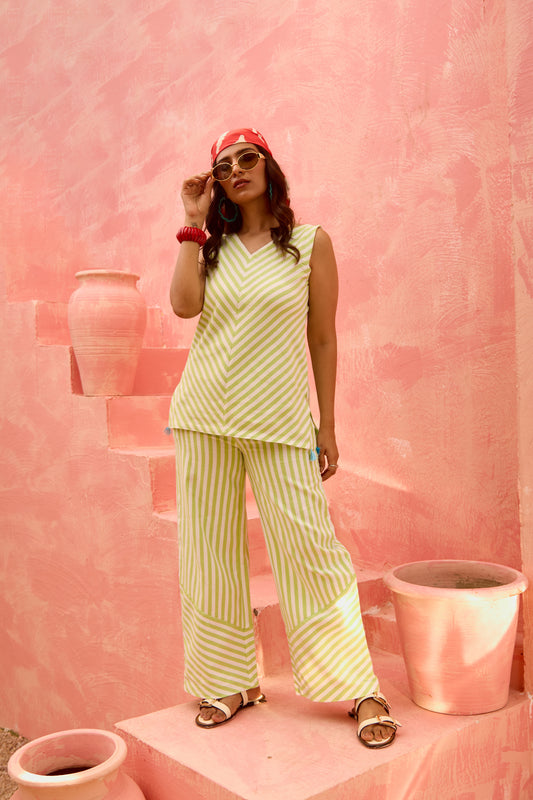 Lina - Striped Sleeveless Shirt & Wide-Leg Pant Co-Ord Set