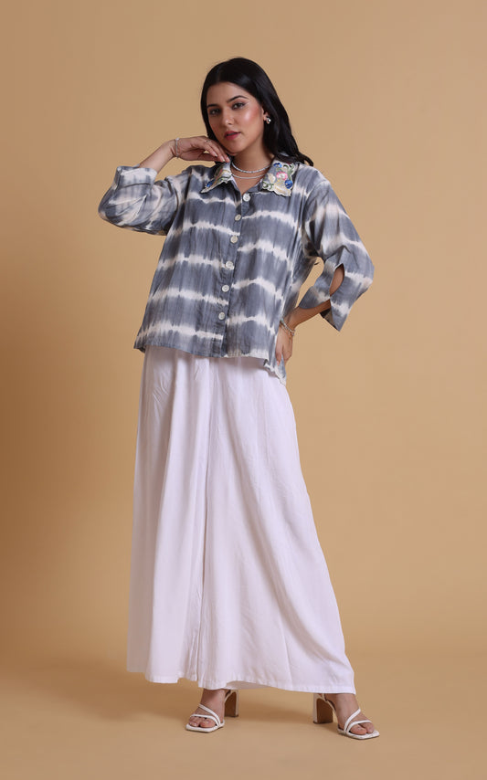 Reah - The Embroidered Collar