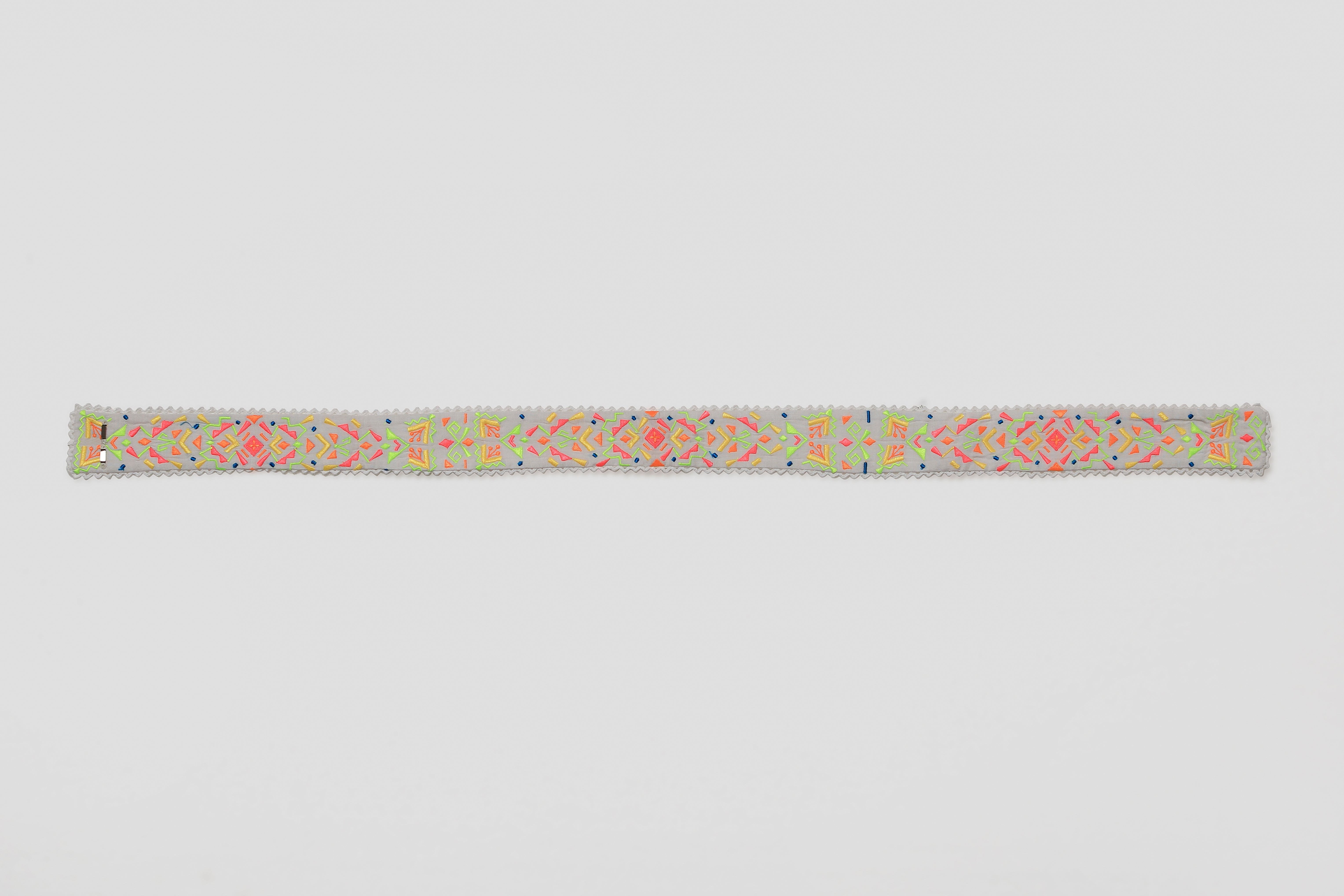 PATTERNED BELT - SNOW CHILD - DAISY WHITE