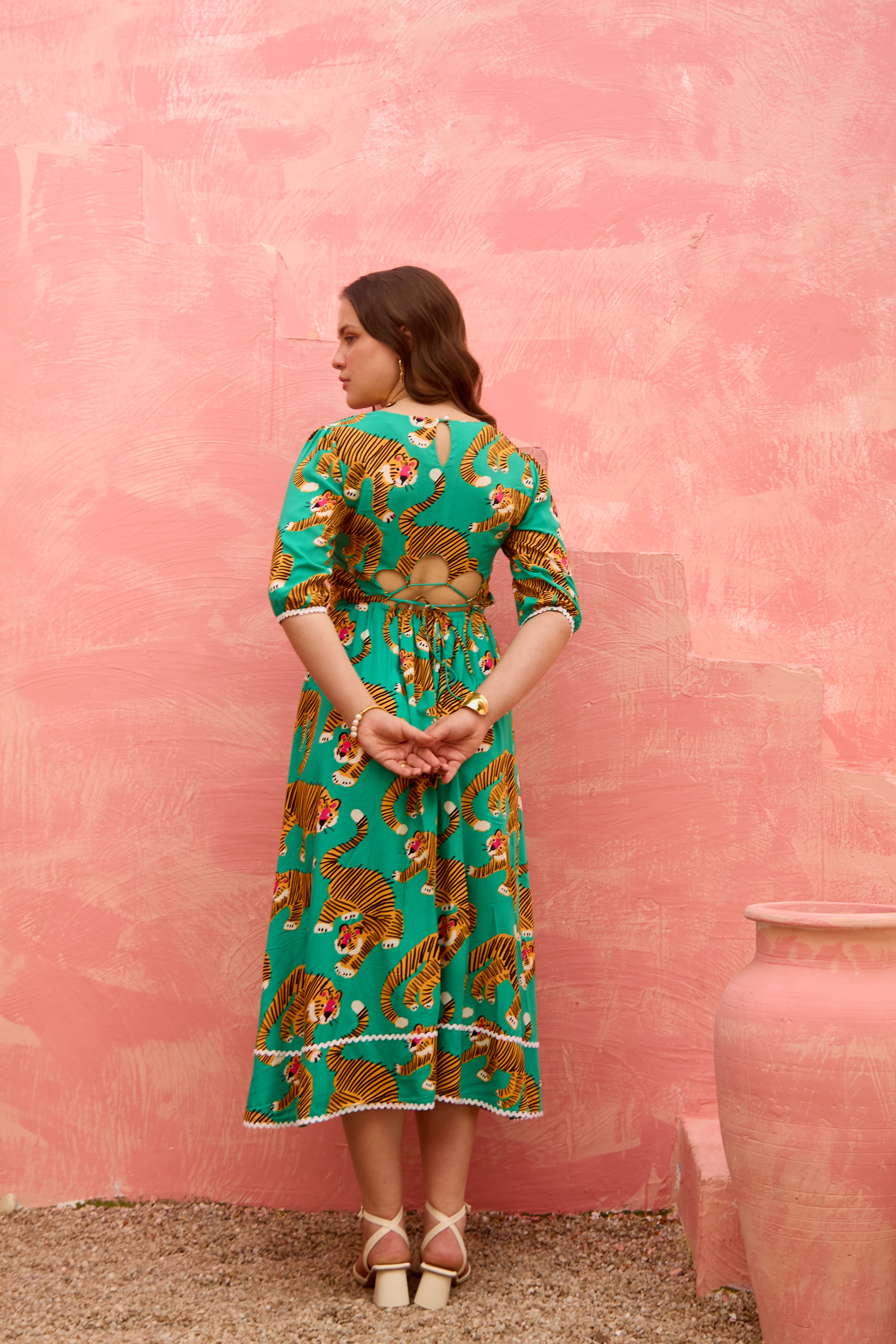 Kora - The Back-tie Dress