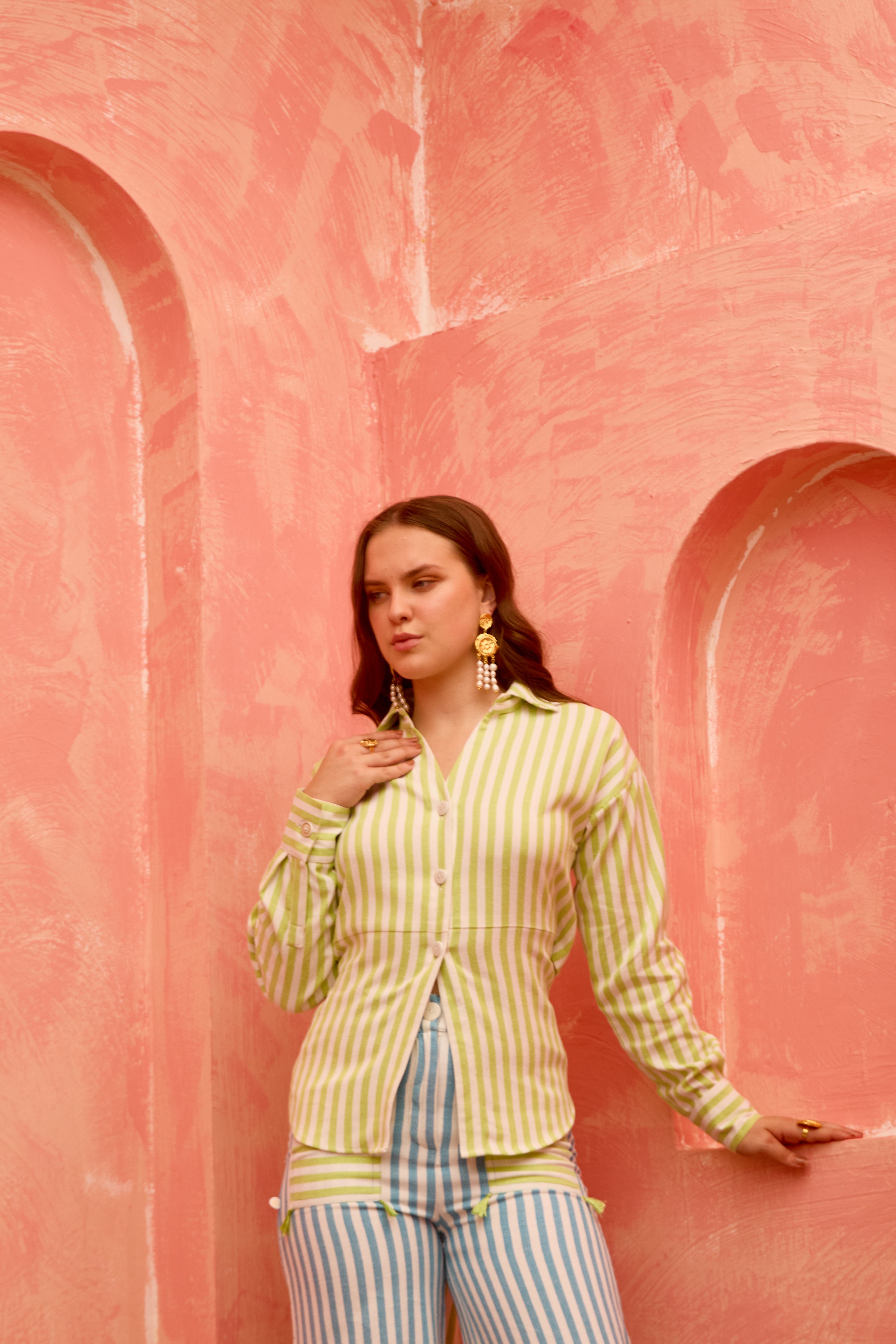 Taya – Striped Back Tieable Shirt with Tailored Fit