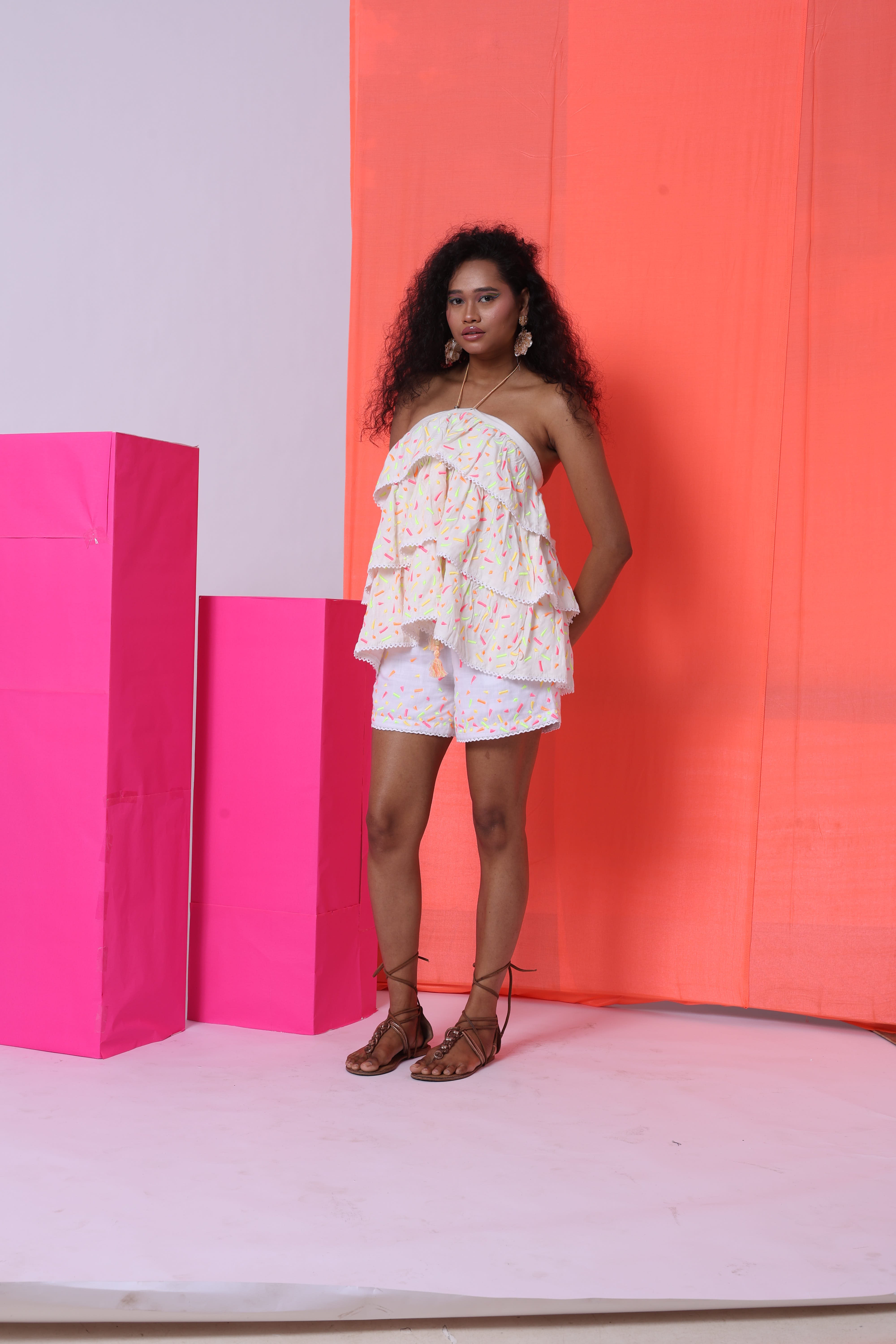 Deja Vu - The Tiered Set