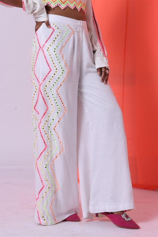 GLO'D UP - CHEVRON EMBROIDERED WIDE-LEG TROUSERS [WHITE]